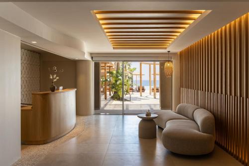 Pefkian Ethos Hotel & Suites
