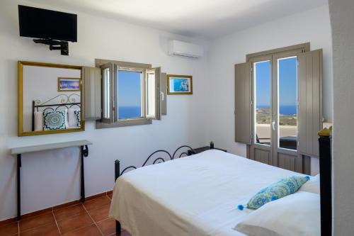 AEOLOS Apartments