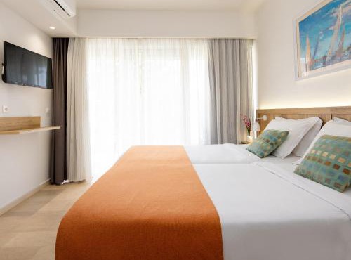 Lotus Hotel Apartments