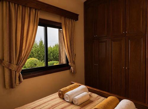 Garden Of Eden - 3 Bedroom Private Bungalow With Pool in Paphos