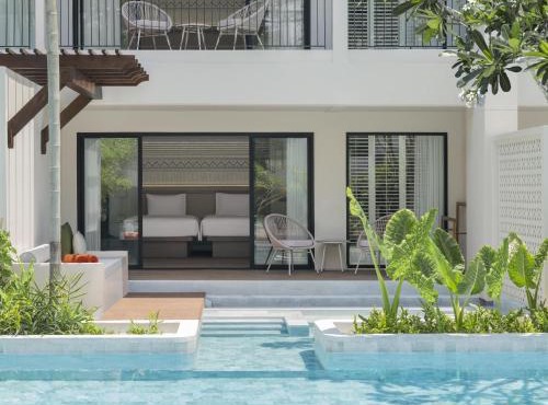 Kahavadi Chiang Rai, Curio Collection by Hilton