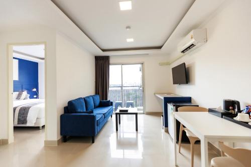 UTD8 Hotel and Residence