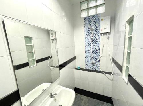 Den Nest Guest House KRABI
