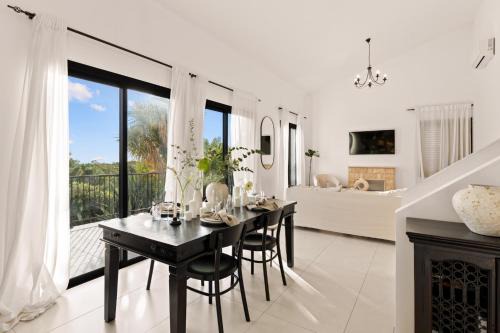 ORION I - Holiday Home in Pissouri
