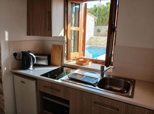 Mountain View Oasis in Skarinou