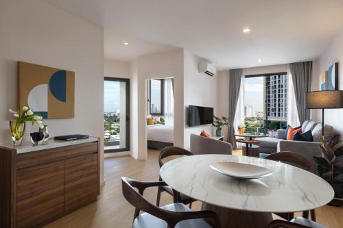 Oakwood Suites Tiwanon Bangkok in Nonthaburi