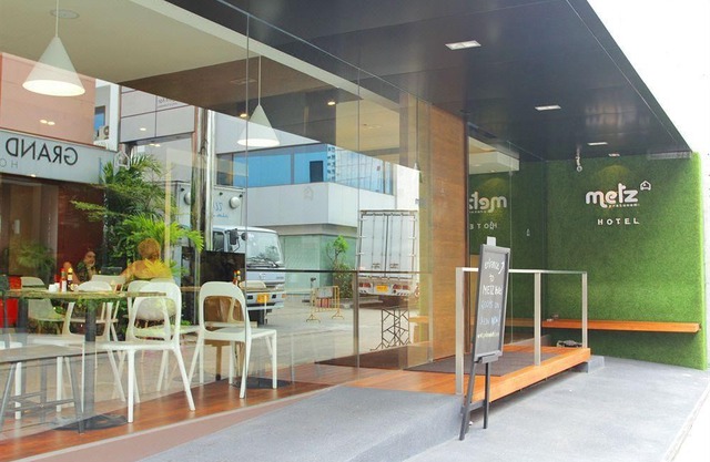Metz Pratunam
